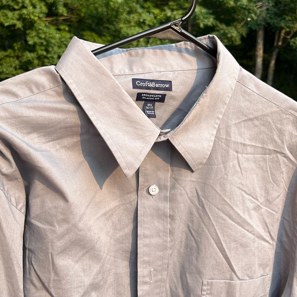 Croft&Barrow classic light Gray Shirt 18 1/2. 36/37